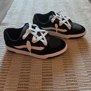 Vans Hylane Sneakers Black Size 7Y